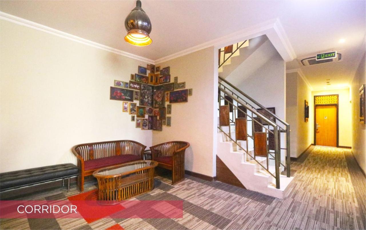 Ramada Suites By Wyndham Solo Ngoại thất bức ảnh