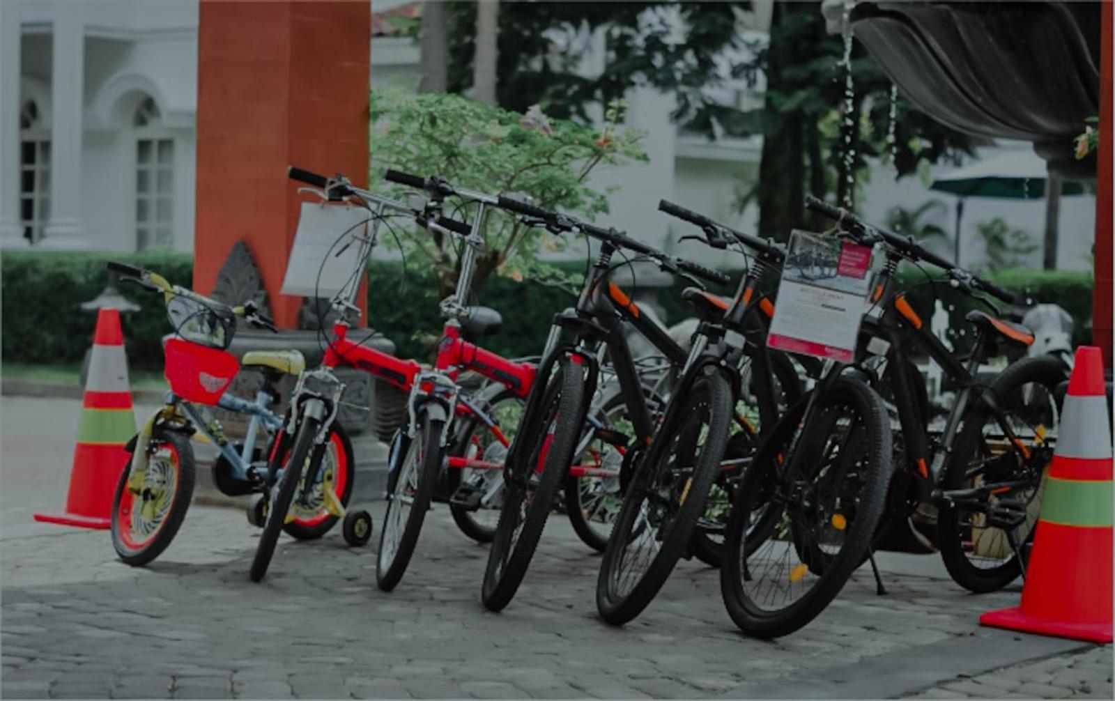 Ramada Suites By Wyndham Solo Ngoại thất bức ảnh